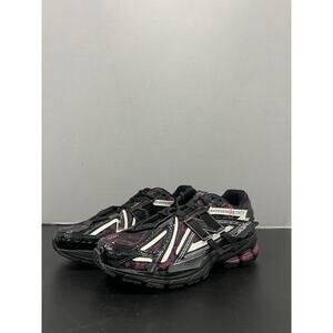 New Balance 1906A Black Dragon Berry U1906AD Size 5 Men Size 6.5 Women Pink